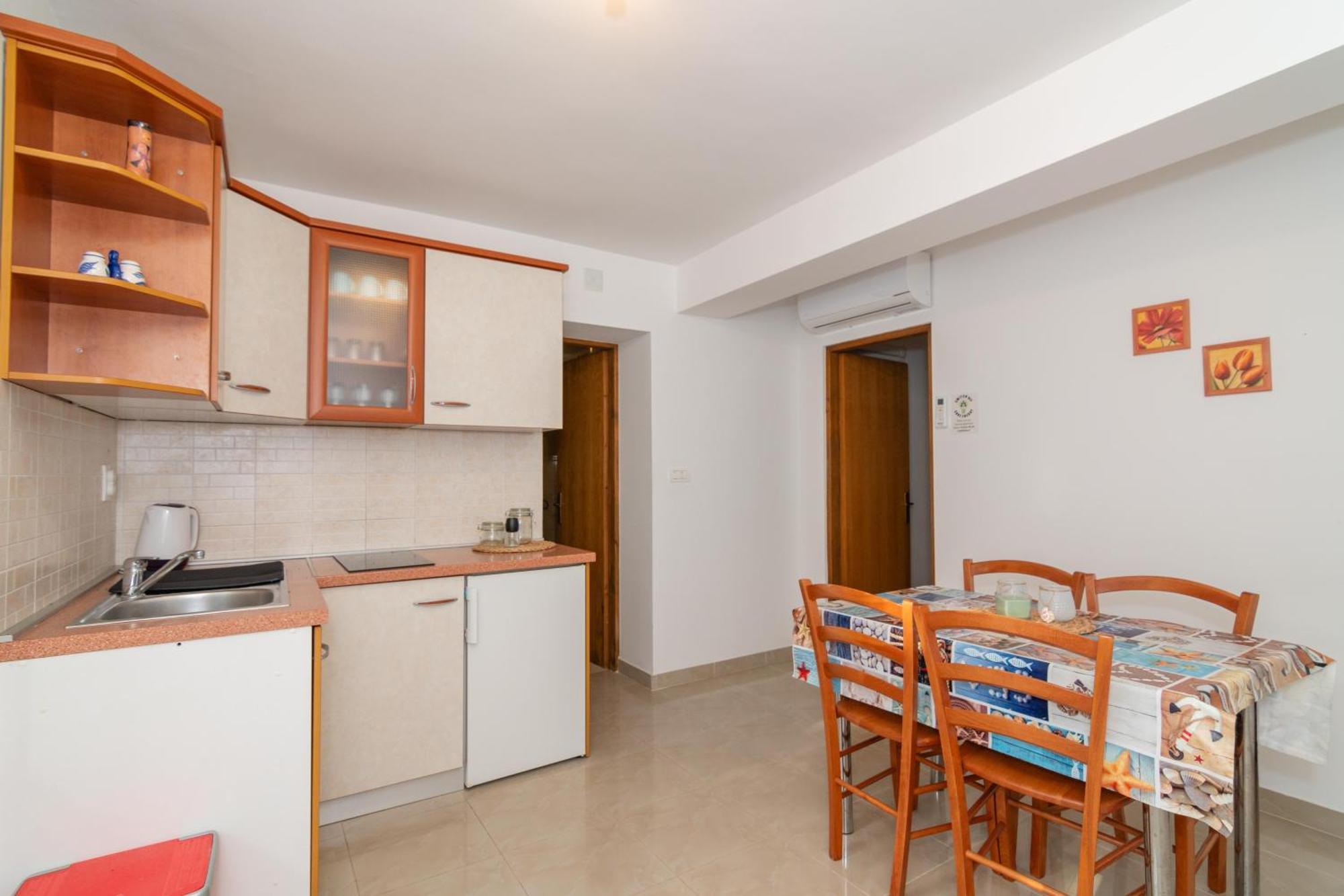 Apartments With A Parking Space Mandre, Pag - 18748 Kolan Pokój zdjęcie
